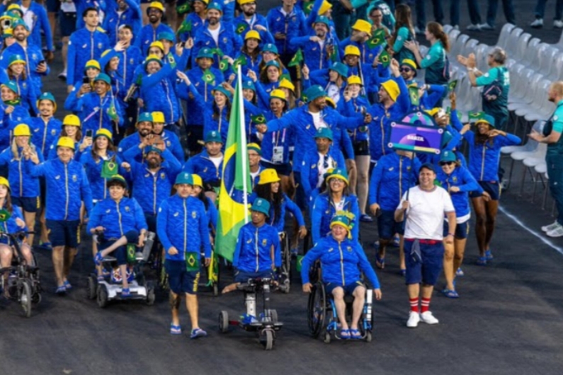 Cerimônia de Abertura das Paralimpíadas 2024 Celebra Esporte, Arte e Inclusão em Paris