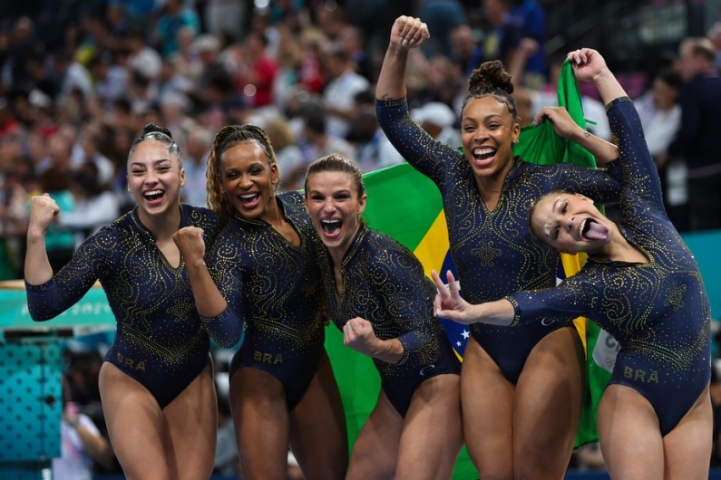 Brasil é bronze por equipes na ginástica nas Olimpíadas 2024