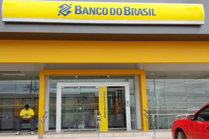 Funcionários do Banco do Brasil da Bahia aprovam greve para esta sexta-feira