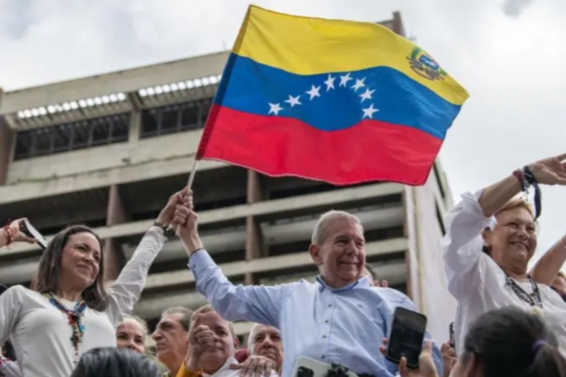 Edmundo González se autoproclamou presidente eleito da Venezuela, veja o porquê;