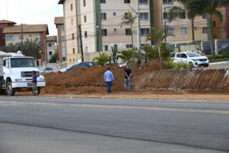 Prefeitura pede urgência ao Estado na conclusão da obra na Presidente Vargas